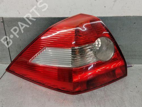 left-taillight-renault-megane-ii-saloon-lm01_-2003-37376737 main image