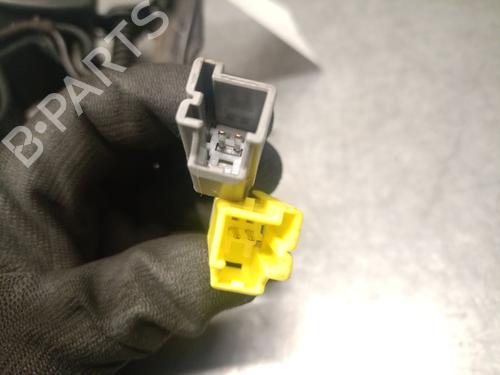 Sikkerhetsbelte-spenne JAGUAR F-PACE (X761) 2.0 TD4 | BP32304210I32