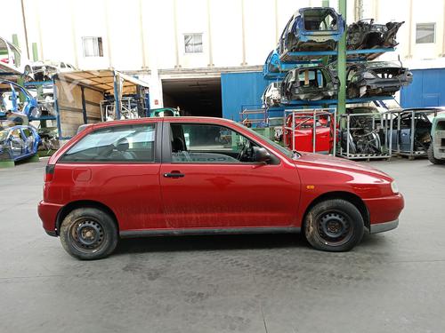 Right front indicator SEAT IBIZA II (6K1) 1.9 D | BP26206821C33