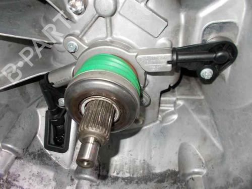 Gearbox MERCEDES-BENZ C-CLASS (W203) C 180 (203.035) | BP2332341M3 
