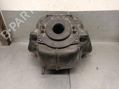 Used Air filter box Air filter box SUZUKI MOTORCYCLES GSX-R (124cc - 750cc) GSX-R 750 R Special Edition (GR79B) (101 hp) 34435165 34435165