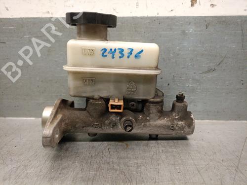 Used Brake master cylinder KIA CERATO I Saloon (LD) 2.0 CRDi (112 hp) 31587473