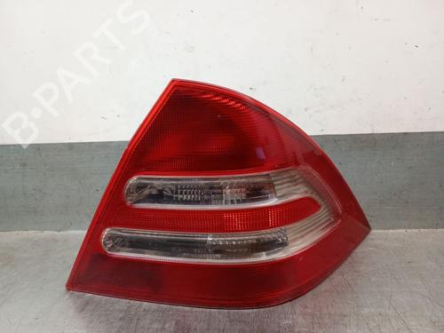 right-taillight-mercedes-benz-c-class-w203-2000-2001-2002-2003-2004-2005-2006-2007-24350800 main image