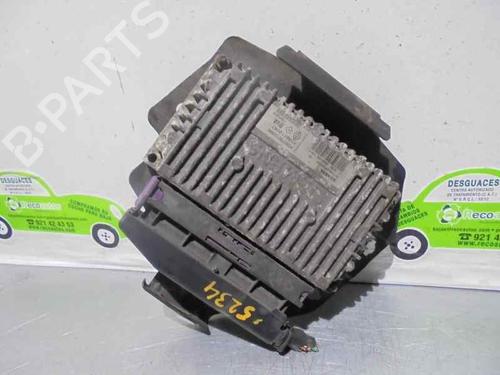 Used Engine control unit (ECU) RENAULT LAGUNA I Grandtour (K56_) 2.0 (114 hp) 2333040