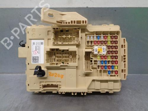 Used Fuse box HYUNDAI i30 (PDE, PD, PDEN) [2016-2025]  17676374