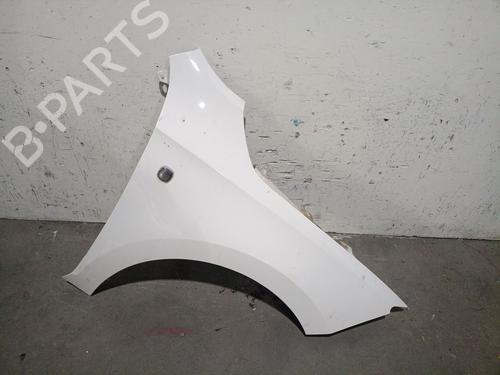 Used Right front fenders Right front fenders 38470870 38470870