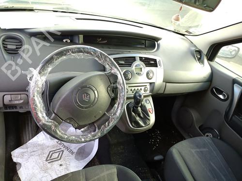 Left taillight RENAULT GRAND SCÉNIC II (JM0/1_) 1.5 dCi (JM1E) | BP31026487C34