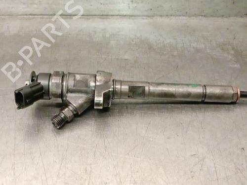 Spreder / Dyse PEUGEOT PARTNER Box Body/MPV (5_, G_) 1.6 HDi 75 (75 hp) 31052428