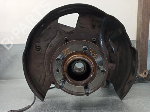 Left front steering knuckle LAND ROVER RANGE ROVER SPORT I (L320) 2.7 D 4x4 | BP12530152M25 
