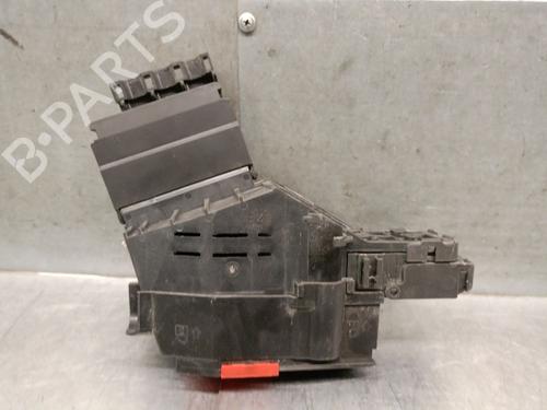 Used Fuse box Fuse box MERCEDES-BENZ GLE (W166) 350 d 4-matic (166.024) (258 hp) 39611146 39611146