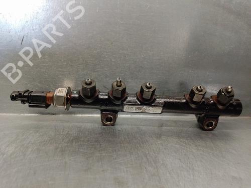 Used Injection rail PEUGEOT PARTNER Tepee 1.6 BlueHDi 120 (120 hp) 16024482