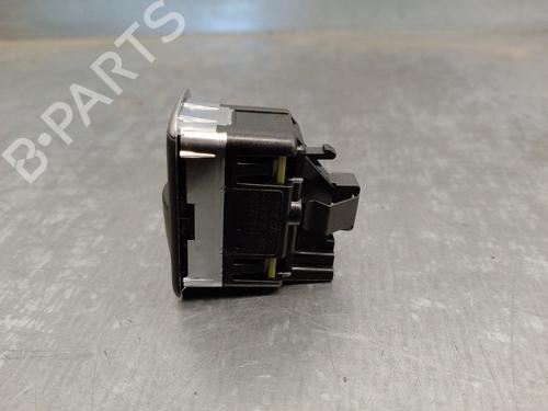 Right rear window switch MERCEDES-BENZ GLA-CLASS (X156) GLA 200 CDI / d (156.908) | BP18119309I28 