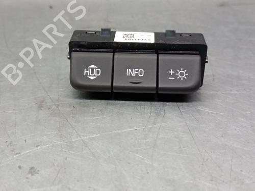 Used Switch OPEL INSIGNIA B Grand Sport (Z18) 1.5 (68) (165 hp) 25245099
