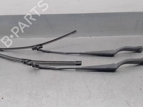 Used Front windshield wiper arm MERCEDES-BENZ GLK-CLASS (X204) 320 CDI 4-matic (204.983) (224 hp) 17039067