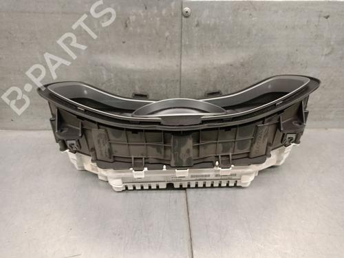 Instrument cluster VOLVO V40 Hatchback (525) D3 | BP31161668C47