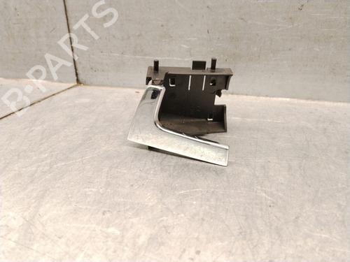 Used Front left interior door handle Front left interior door handle 37494739 37494739