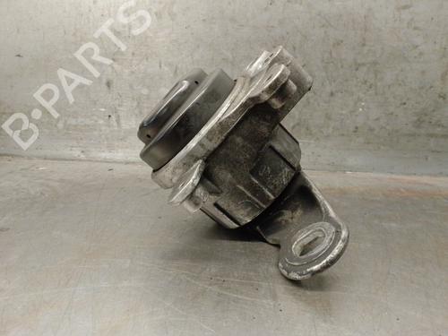Used Engine mount FORD MONDEO III Turnier (BWY) 2.0 16V TDDi / TDCi (115 hp) 31132683