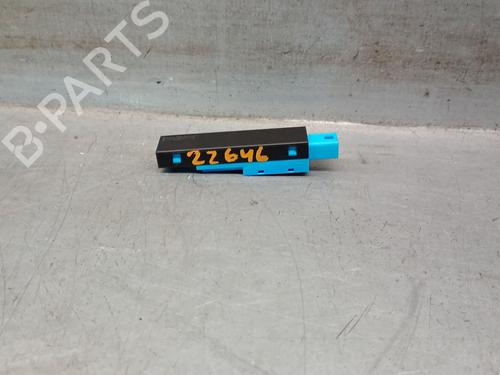 antennebase-lexus-is-ii-_e2_-2005-2006-2007-2008-2009-2010-2011-2012-2013-25729093 main image