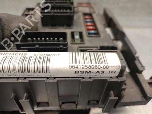 Fuse box CITROËN C5 I (DC_) 2.0 HDi (DCRHZB, DCRHZE) | BP37154574E1 - Image 3