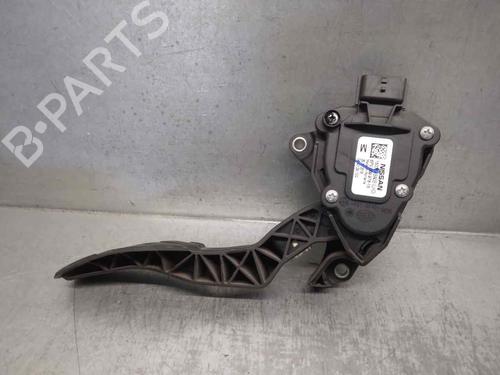 Pedal NISSAN QASHQAI II SUV (J11, J11_) 1.2 DIG-T (115 hp) 18706867