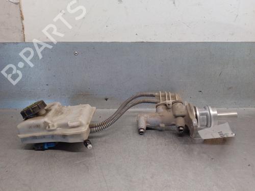 Used Brake master cylinder MERCEDES-BENZ VITO Van (W447) 109 CDI (447.601, 447.603, 447.605) (88 hp) 31753108