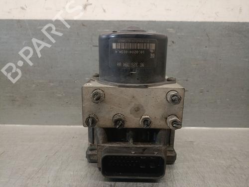 Pompe ABS PEUGEOT 206 CC (2D) 1.6 16V (2DNFUF, 2DNFUR) (109 hp) 30293812