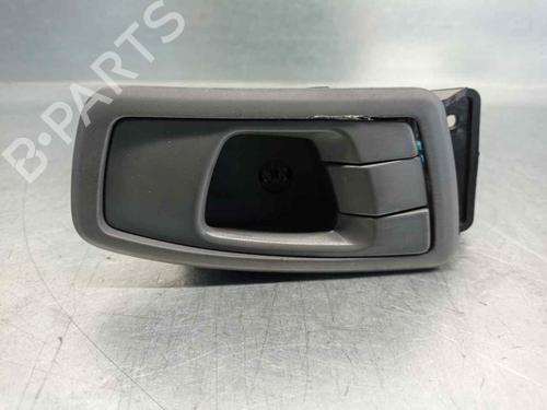 Used Front left interior door handle KIA CARENS II MPV (FJ) 2.0 CRDi (113 hp) 10090419