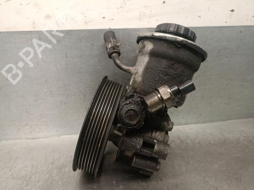 Used Steering pump TOYOTA COROLLA Verso (ZER_, ZZE12_, R1_) 2.2 D-4D (AUR10_, AUR10R) (136 hp) 31250123