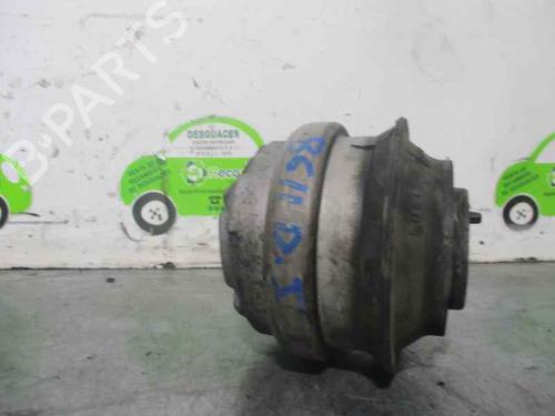 Used Engine mount MERCEDES-BENZ CLK (C208) CLK 230 Kompressor (208.347) (193 hp) 8762433