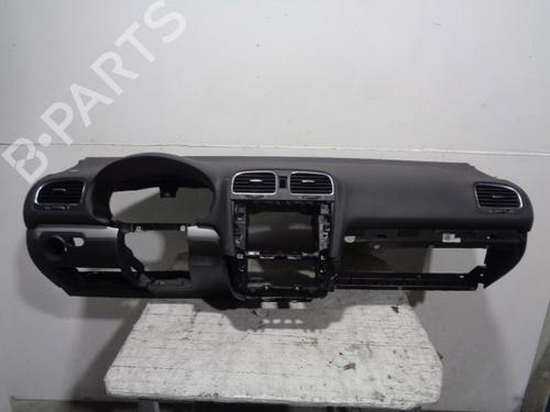 Used Dashboard VW GOLF VI (5K1) 1.6 TDI (105 hp) 12227467