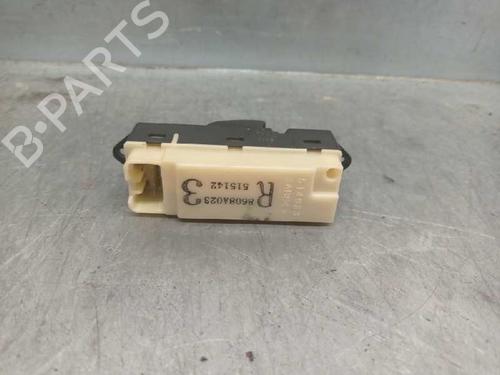 Right rear window switch MITSUBISHI GRANDIS (NA_W)  | BP8257272I28 