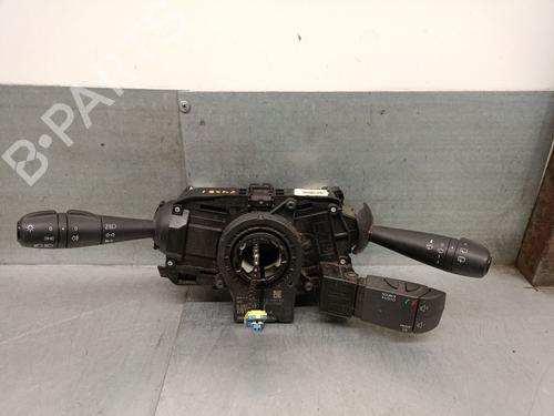 Used Headlight switch DACIA DOKKER MPV (KE_) 1.5 dCi (KEAJ, KEAH) (90 hp) 31805260