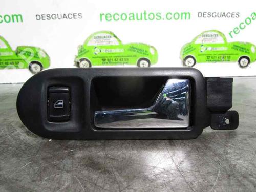 Used Front right interior door handle VW GOLF IV (1J1) 1.9 TDI (90 hp) 3215339