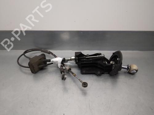 Used Gear lever FIAT 500 (312_) 1.2 (312AXA1A) (69 hp) 15731588