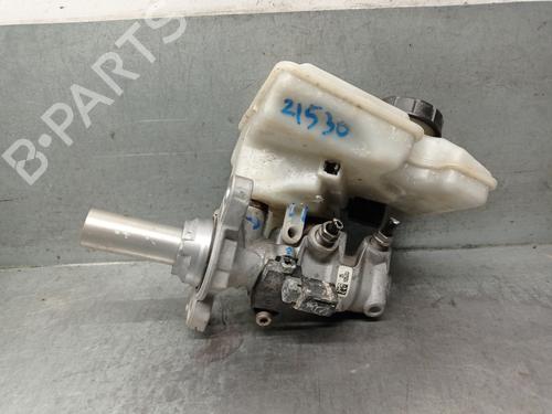 Used Brake master cylinder SKODA KAROQ (NU7, ND7) 1.6 TDI (115 hp) 21583769