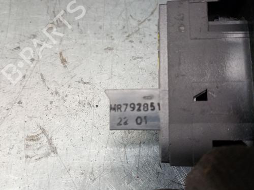 Right front window switch MITSUBISHI CARISMA (DA_) 1.8 GDI (DA2A) | BP26542773I26 