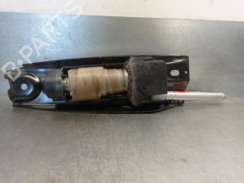 Used Front left seatbelt VOLVO XC70 II (136) D4 AWD (181 hp) 27569418