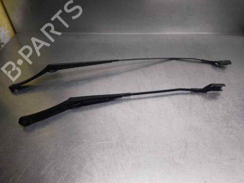 Front windshield wiper arm FORD FIESTA VII (HJ, HF) 1.0 EcoBoost mHEV H1BB17526BB