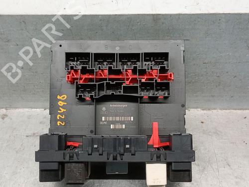 Used Fuse box VW PASSAT B6 (3C2) 2.0 TDI (140 hp) 24665503