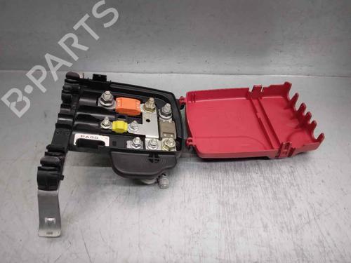 Used Fuse box PEUGEOT 607 (9D, 9U) 2.7 HDi 24V (204 hp) 12118161