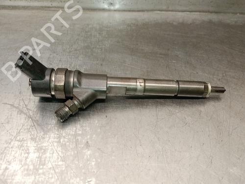 Used Injector Injector TOYOTA YARIS (_P9_) 1.4 D-4D (NLP90_, NLP90R) (90 hp) 39514898 39514898