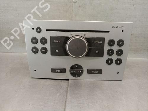 Used Radio Radio OPEL CORSA C (X01) 1.3 CDTI (F08, F68) (70 hp) 33795709 33795709