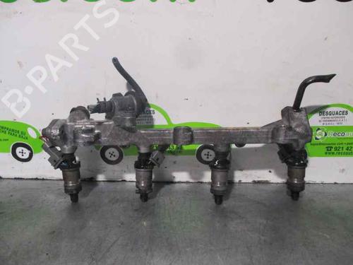 Used Injection rail Injection rail ROVER 600 I (RH) 620 Si (131 hp) 2114292 2114292