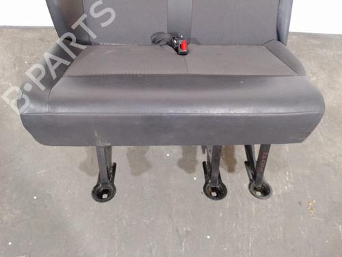 Right front seat PEUGEOT EXPERT Van (V_) 2.0 BlueHDi 120 | BP27321148C16