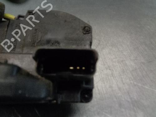 Front left lock NISSAN MICRA III (K12) 1.4 16V | BP12260624C98 