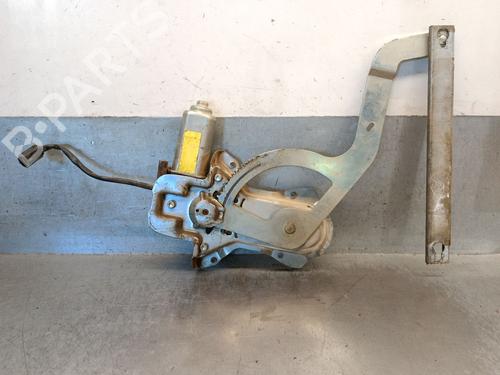 Used Rear right window mechanism Rear right window mechanism LAND ROVER DISCOVERY II (L318) 2.5 Td5 4x4 (136 hp) 40499781 40499781
