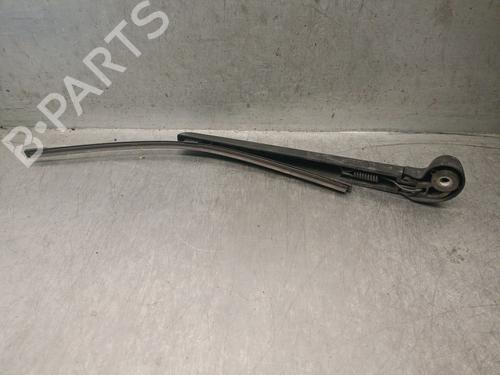 Bakre vindusviskerarm AUDI A4 B8 Avant (8K5) 2.0 TDI (143 hp) 23417875