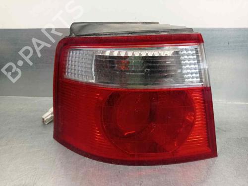 Used Left taillight KIA CARENS II MPV (FJ) 2.0 CRDi (113 hp) 10090422