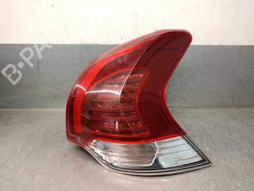 Used Right taillight Right taillight PEUGEOT 3008 I MPV (0U_) 1.2 (131 hp) 33427948 33427948