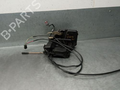 Front left lock MERCEDES-BENZ CLK (C209) CLK 270 CDI (209.316) | BP29852556C98